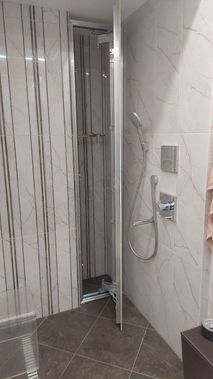 Нажимной Мега Алюм 2.0, 1 створка 600*2400 Нажимной Мега Алюм 2.0, 1 створка 600*2400