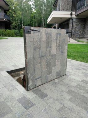 Люк под брусчатку Брус Ли Стальной Люк под брусчатку Брус Ли Стальной