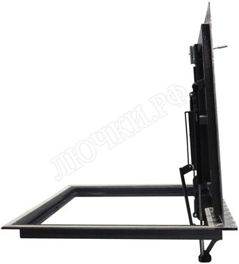 Напольный люк Дворник Уголок, алюминиевый рифленый лист 1000*2500 Напольный люк Дворник Уголок, алюминиевый рифленый лист 1000*2500